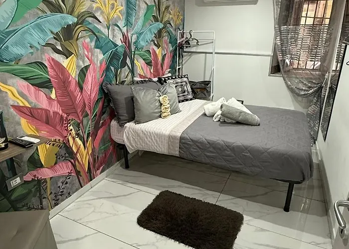 Pensión Mixed By Erry